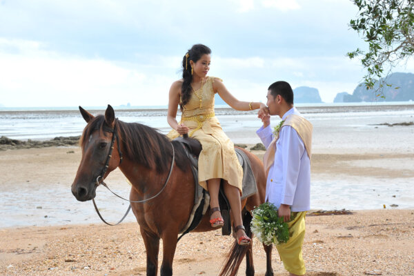 普吉島(Phuket) 駿馬個性婚禮