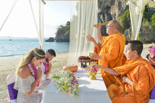 佛教海滩 续约婚礼